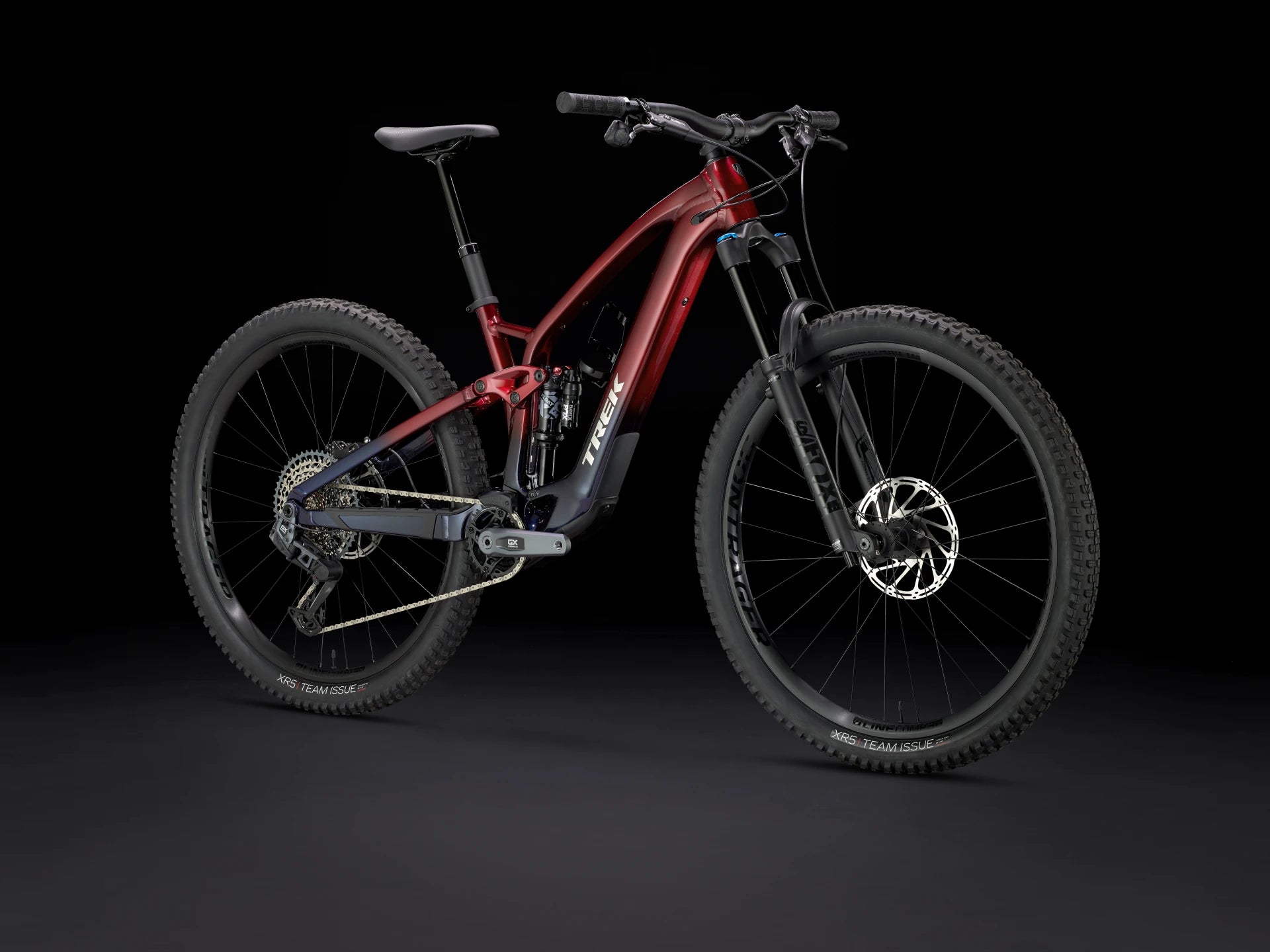 Fuel EXe 8 GX AXS T-Type - Rage Red to Deep Dark Blue Fade