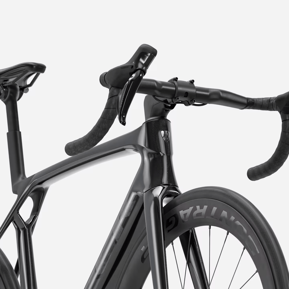
                  
                    Madone SL 7 Gen 8 - Gloss Dark Star/Matte Deep Smoke
                  
                