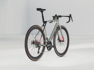 Madone SL 7 Gen 8 - Matte Lunar Silver