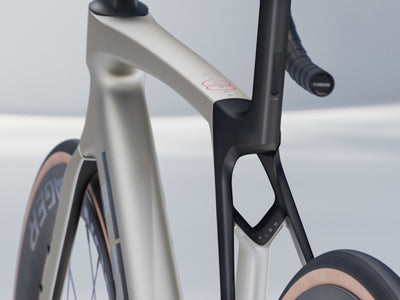 Madone SL 7 Gen 8 - Matte Lunar Silver