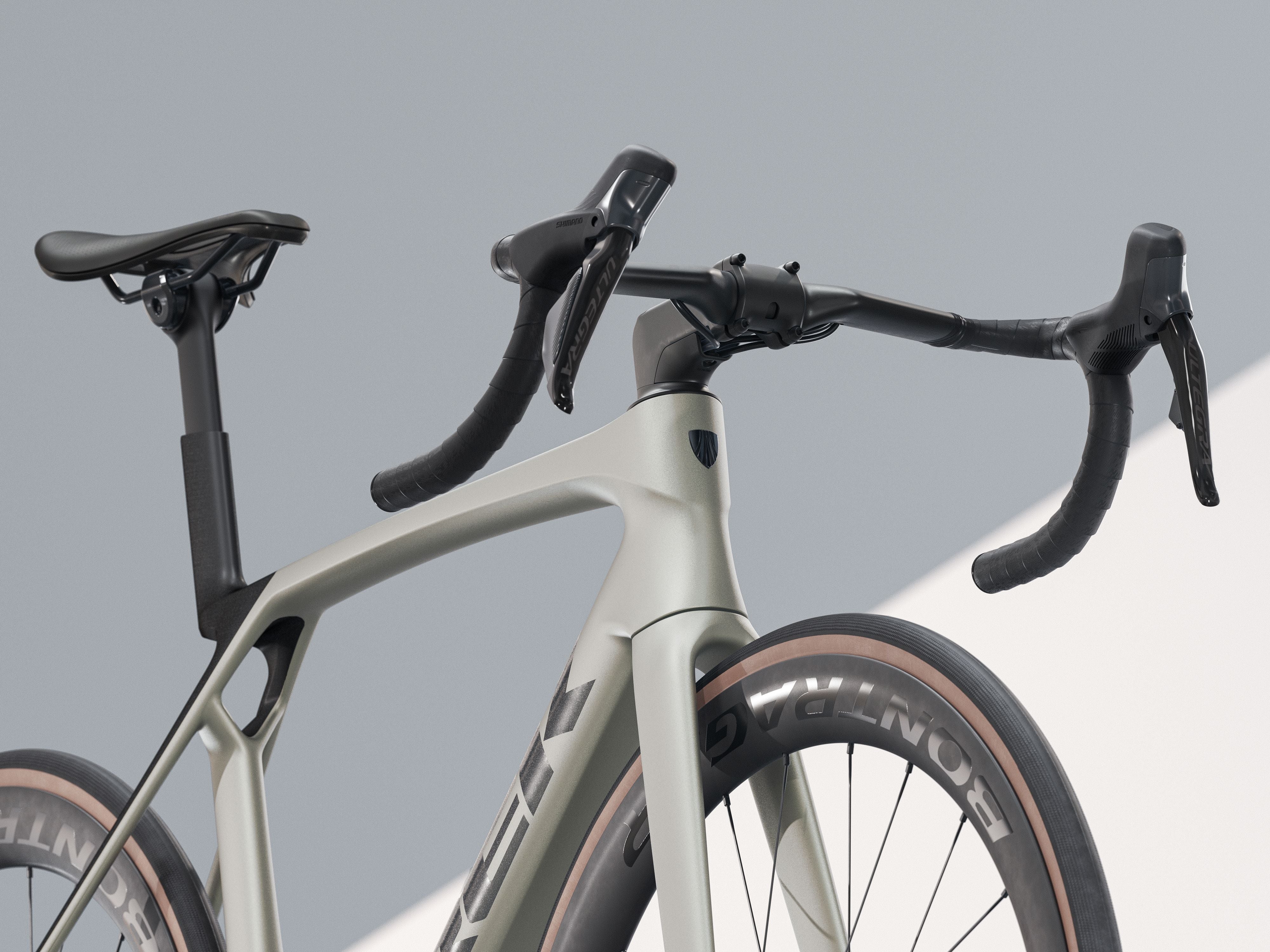 Madone SL 7 Gen 8 - Matte Lunar Silver