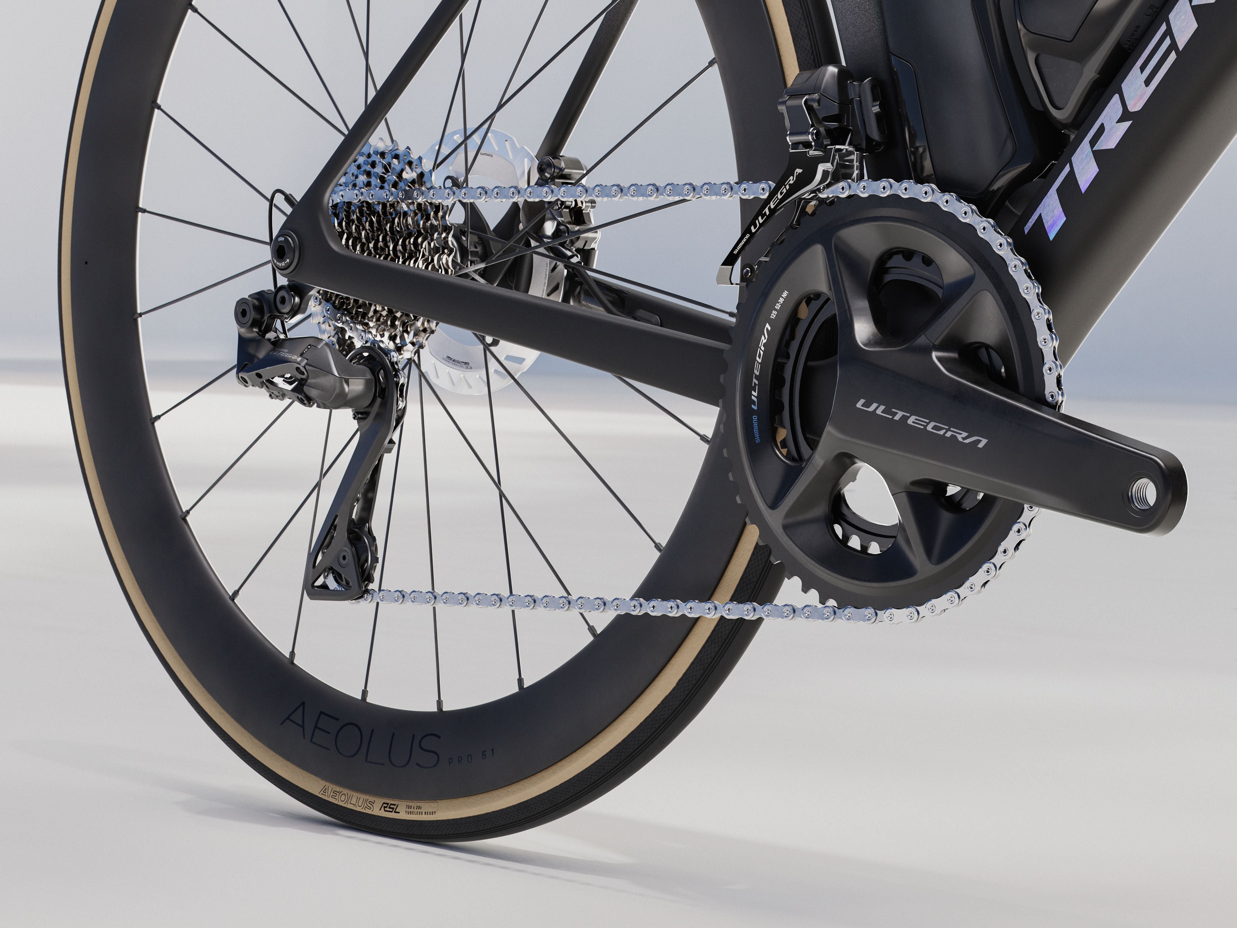 Madone SLR 7 Gen 8 - Matte/Gloss Carbon Smoke