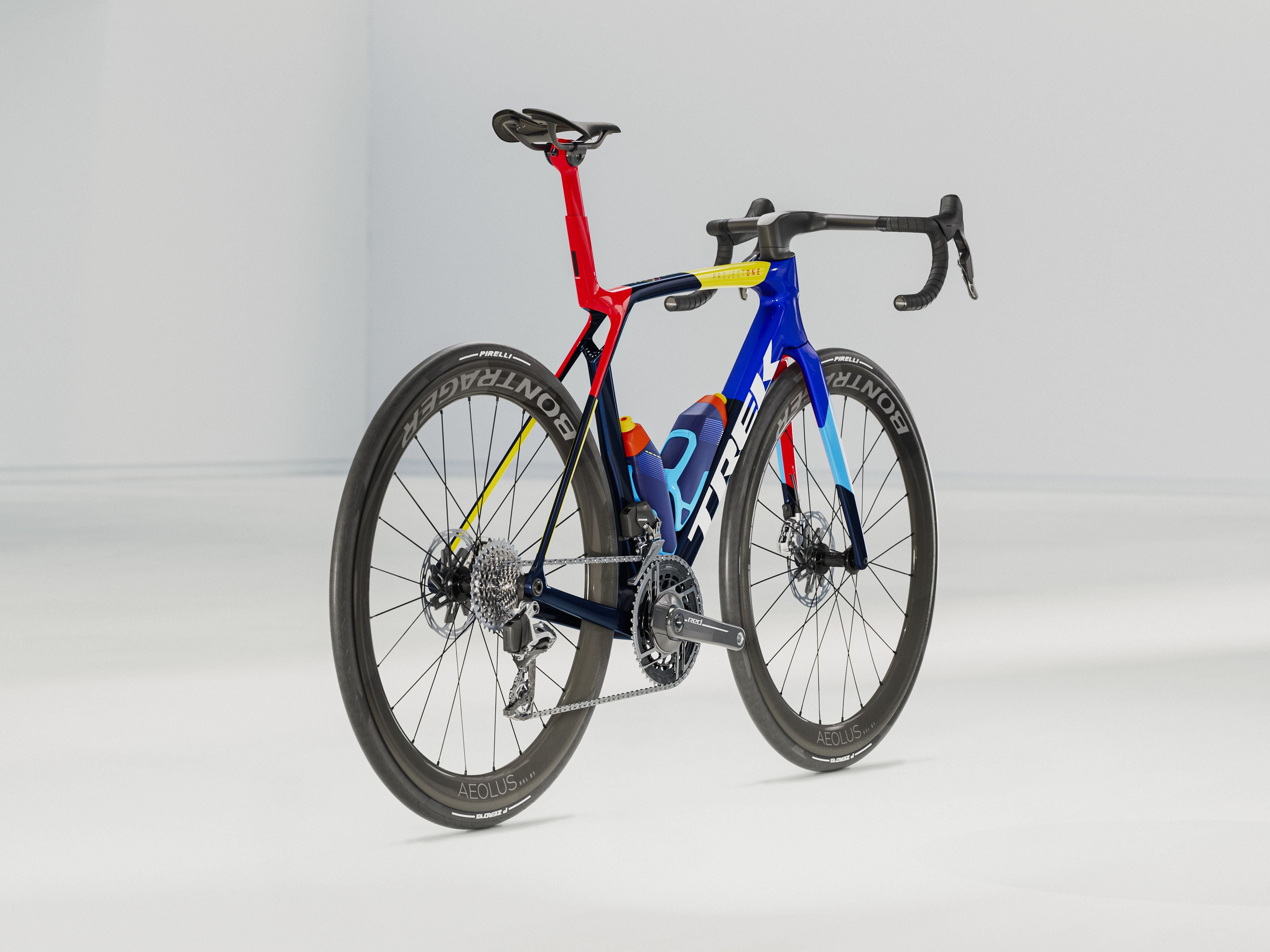 Madone SLR 9 AXS Gen 8 - Navy Smoke