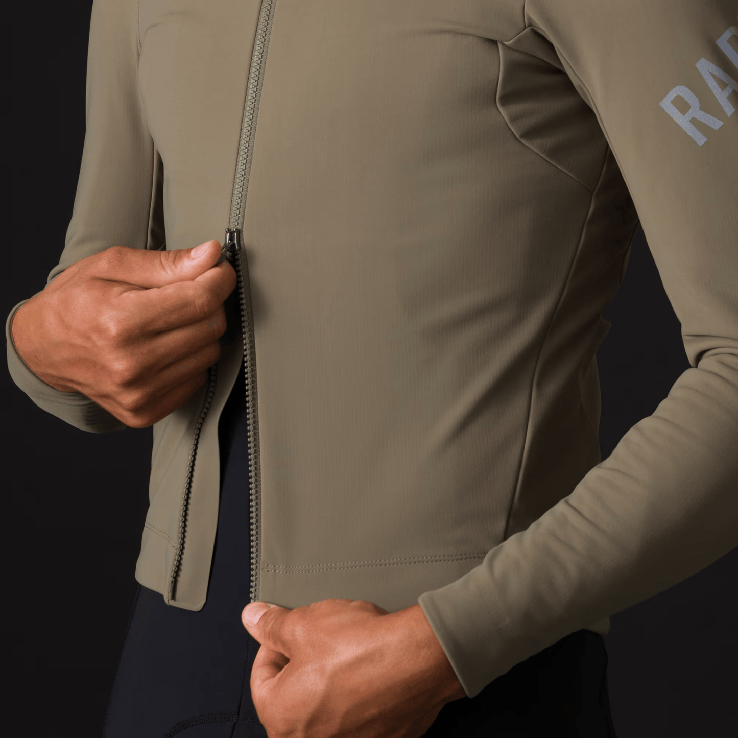 
                  
                    Rapha Men's Pro Team Shadow vinterjakke - Moss Green
                  
                
