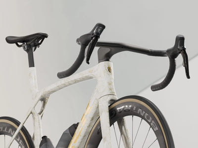 Trek Madone SLR 7 Gen 8 Era White
