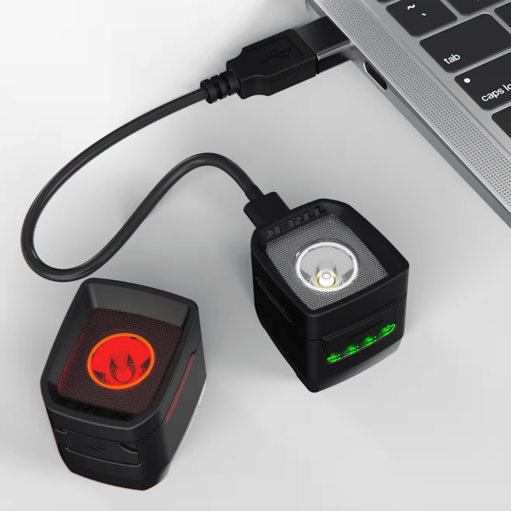 
                  
                    Trek Ion 100 R/ Flare R City cykellygtesæt
                  
                