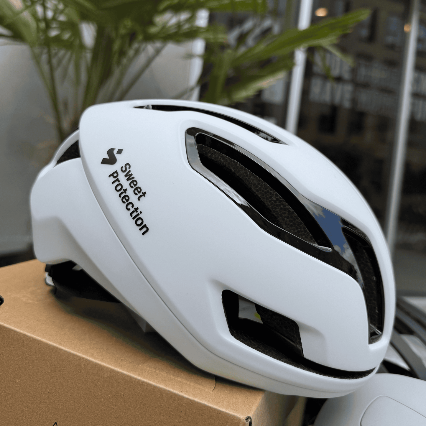 
                  
                    Falconer Aero 2 ViMips Cykelhjelm - Hvid
                  
                