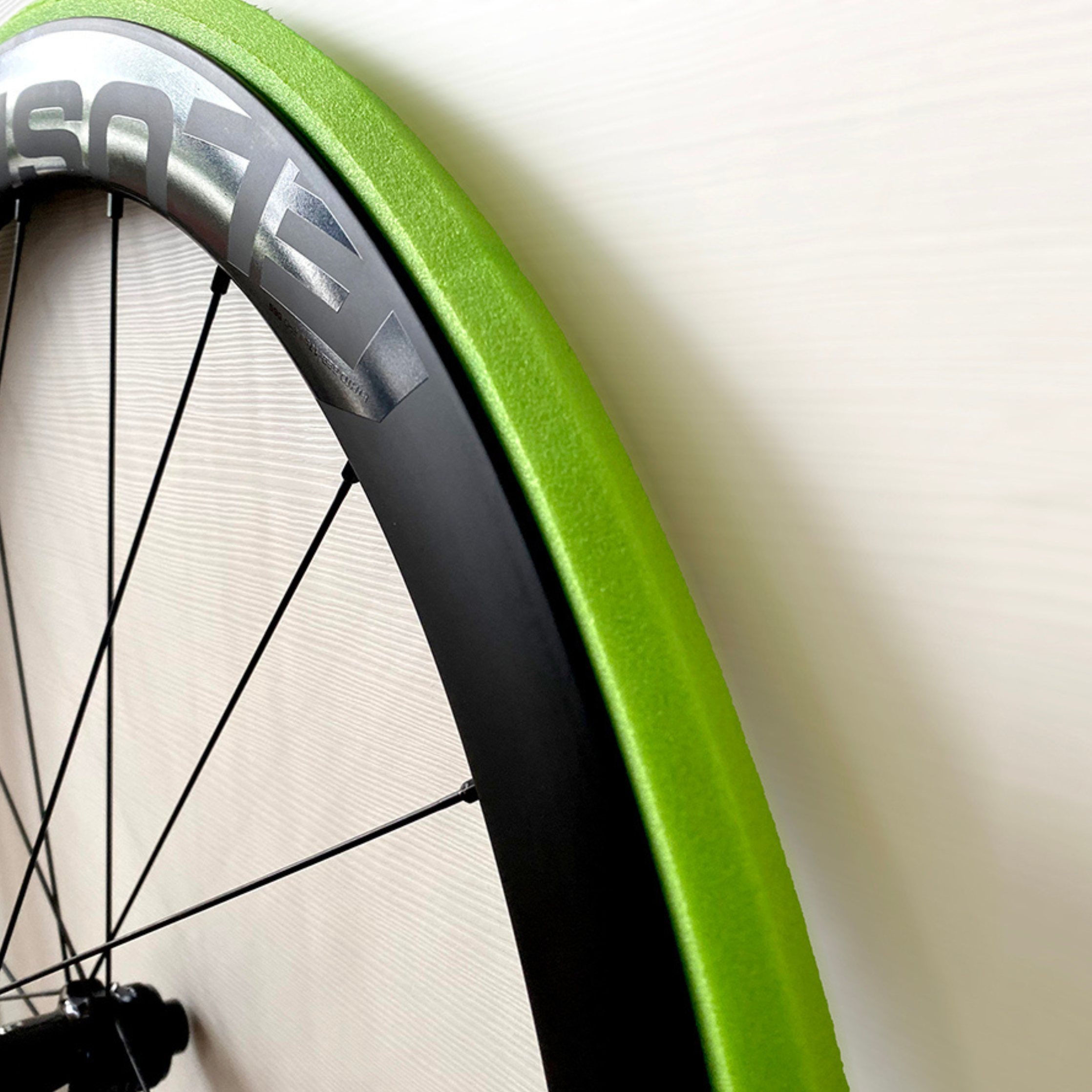 Vittoria Airliner Road